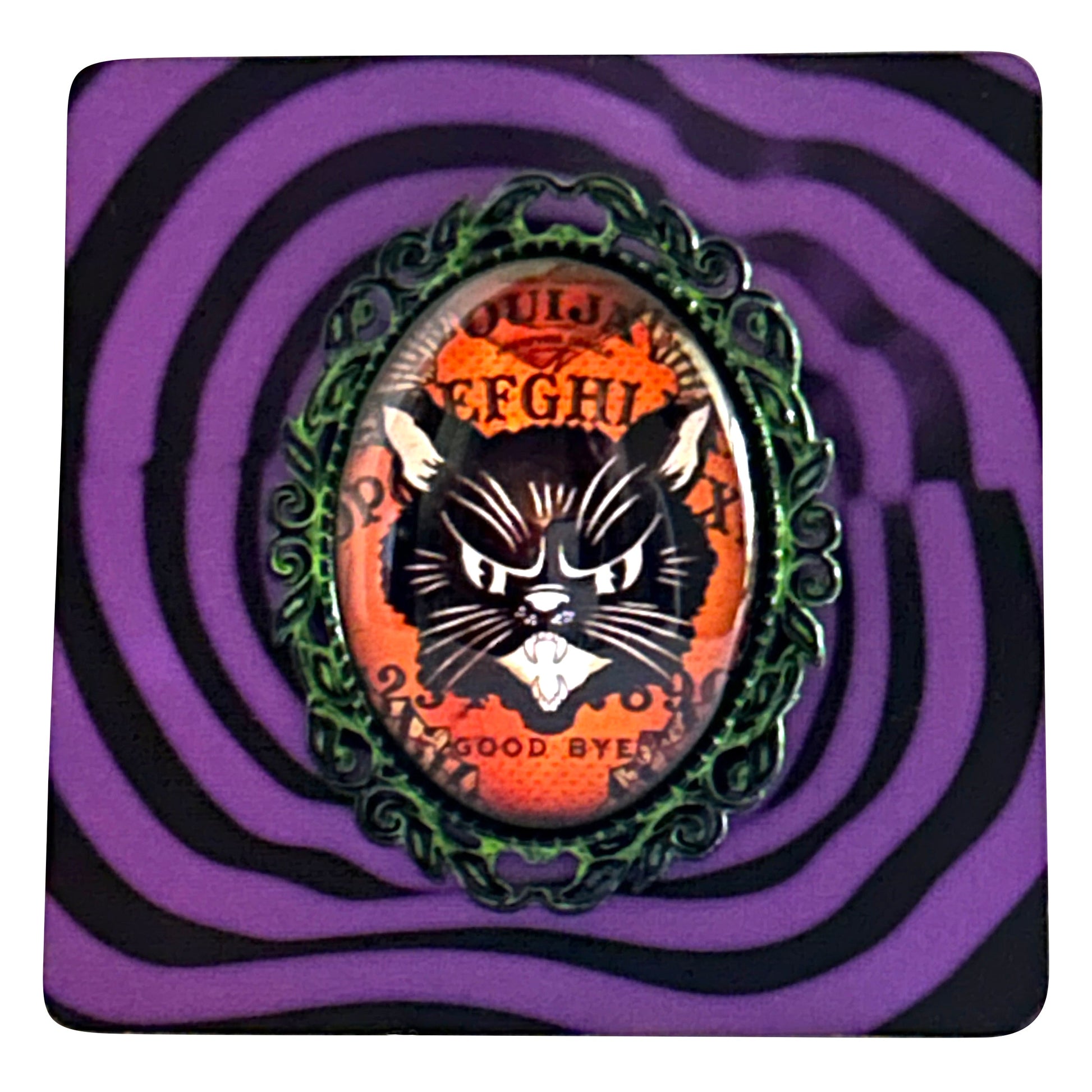 Vintage Halloween Scaredy Cat Handmade Cameo Brooch-0
