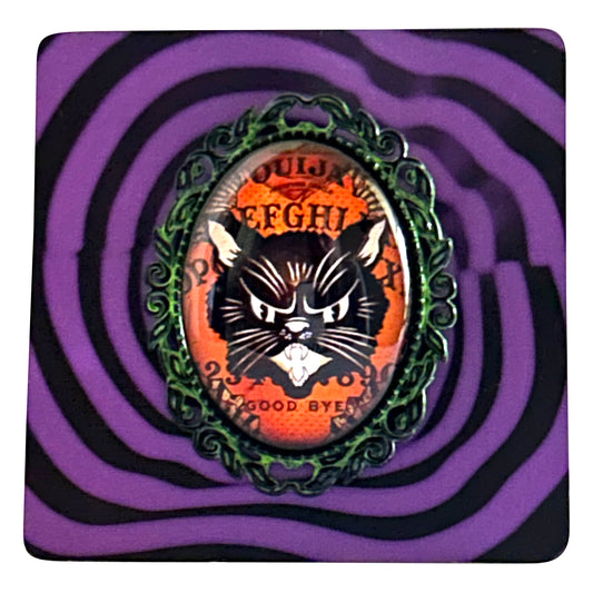 Vintage Halloween Scaredy Cat Handmade Cameo Brooch-0
